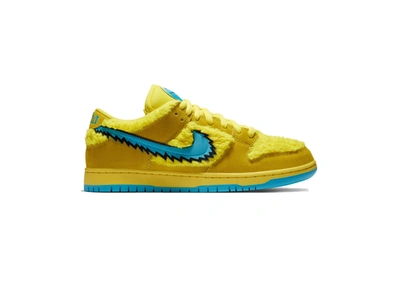 Pre-owned Nike  Sb Dunk Low Grateful Dead Bears Opti Yellow In Opti Yellow/blue Fury