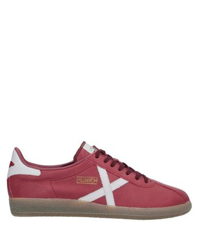 Munich Sneakers In Maroon