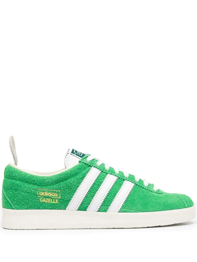Adidas Originals Gazelle Trainers In Suede With Logo In Lime