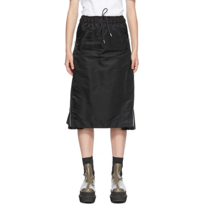 Sacai Contrast-panel Pleated Skirt In Black