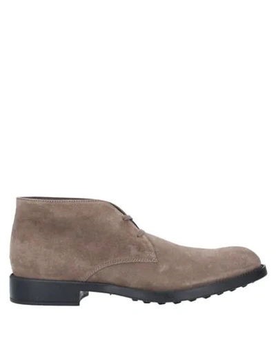 Tod's Ankle Boots In Khaki