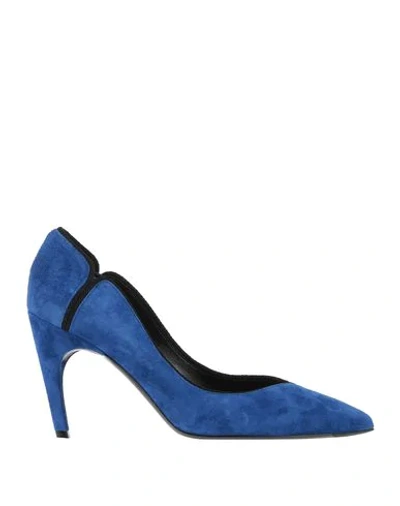 Roger Vivier Pumps In Blue
