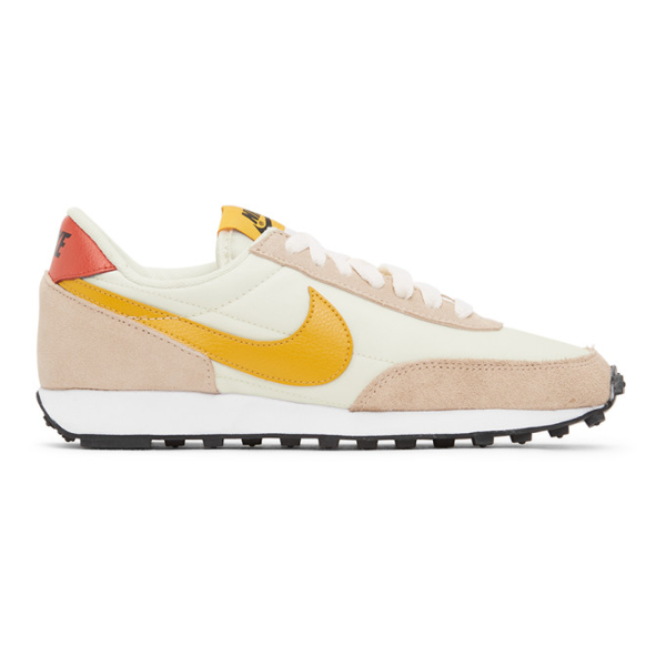 nike daybreak trainers in beige and yellow