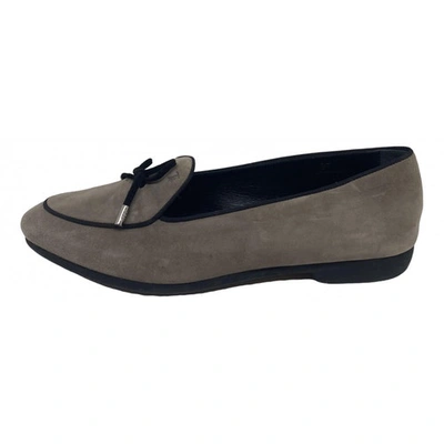 Pre-owned Tod's Flats In Grey