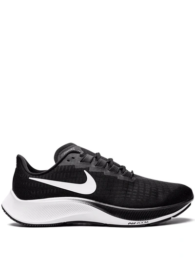 Nike Air Zoom Pegasus 37 Running Shoe In Black,white