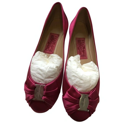 Pre-owned Ferragamo Cloth Ballet Flats In Pink