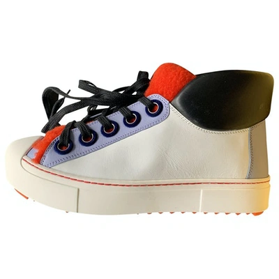 Pre-owned Fendi Leather Trainers In Multicolour