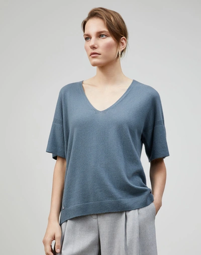 Lafayette 148 Cashmere V-neck Rounded Sweater In Blue