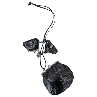 Pre-owned Yohji Yamamoto Black Patent Leather Handbag