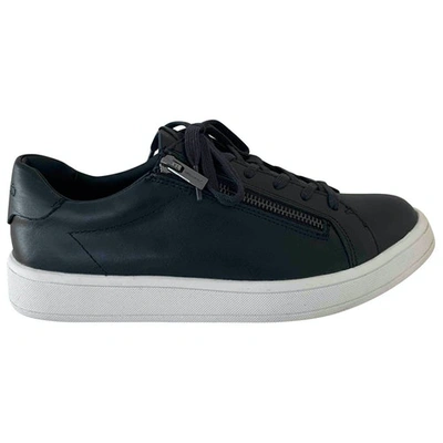 Pre-owned Calvin Klein Leather Trainers In Navy