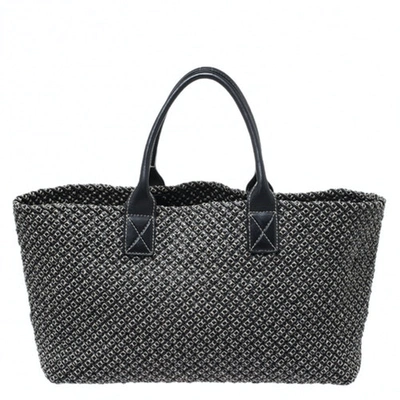 Pre-owned Bottega Veneta Cabat Grey Leather Handbag