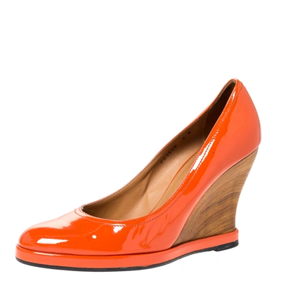 Pre-owned Ferragamo Orange Patent Leather Wedge Platform Pumps Size 38.5