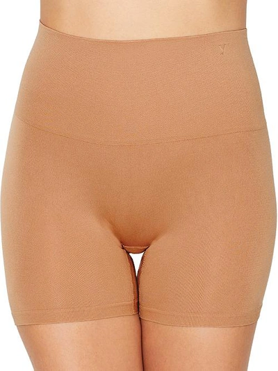 Yummie Seamlessly Shaped Short In Almond