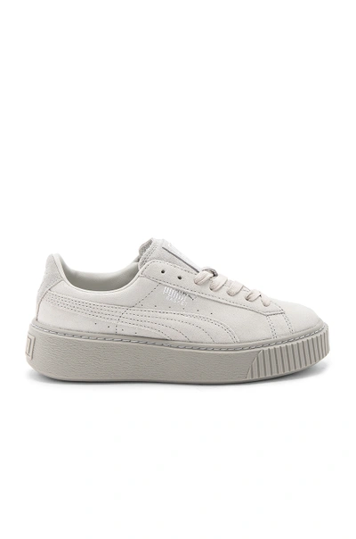 Puma Basket Platform In Grigio Chiaro