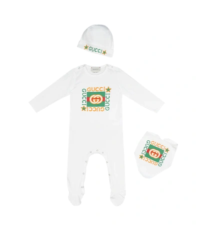 Gucci Baby Cotton Onesie, Bib And Hat Set In White