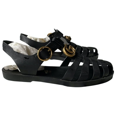 Pre-owned Gucci Black Rubber Sandals