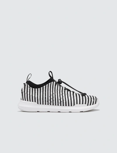 Akid Chase Sneakers In Black