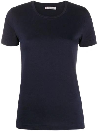 Moncler Logo Patch Short-sleeved T-shirt In Navy Blue