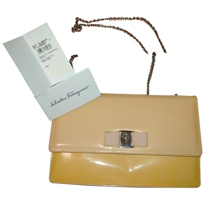Pre-owned Ferragamo Vara Patent Leather Bag In Beige