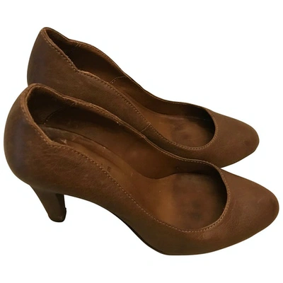 Pre-owned Claudie Pierlot Leather Heels In Brown