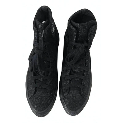 Pre-owned Converse Cloth Lace Ups In Black