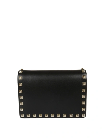 Valentino Garavani Rockstud Pouch In Black