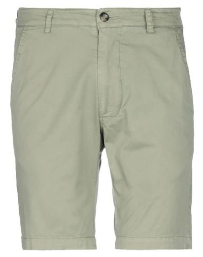 Authentic Original Vintage Style Bermudas In Military Green
