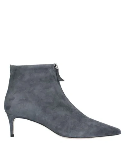 Deimille Ankle Boot In Grey