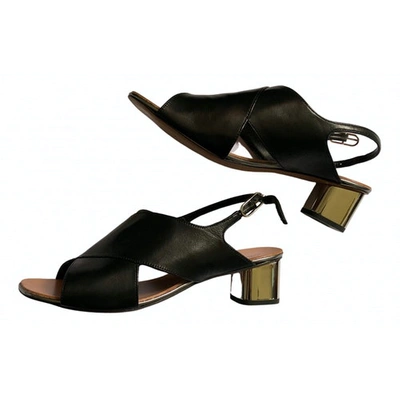 Pre-owned Robert Clergerie Black Leather Sandals