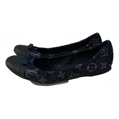 Pre-owned Louis Vuitton Cloth Ballet Flats In Navy