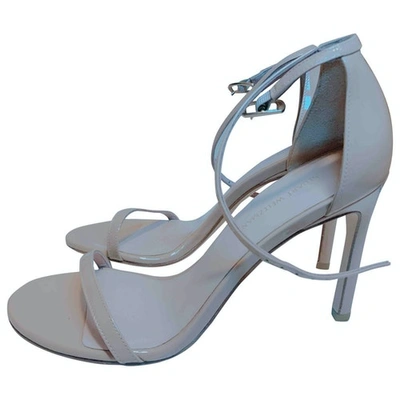 Pre-owned Stuart Weitzman Beige Patent Leather Sandals