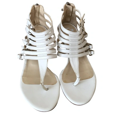 Pre-owned Alberto Guardiani Leather Sandal In White