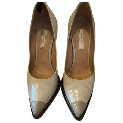 Pre-owned Nina Ricci Patent Leather Heels In Grey
