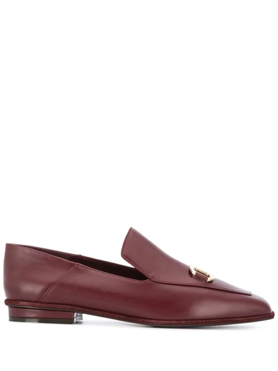 Ferragamo Logo Plaque Leather Loafers In Red