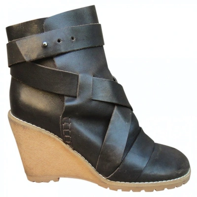 Pre-owned See By Chloé Leather Buckled Boots In Black
