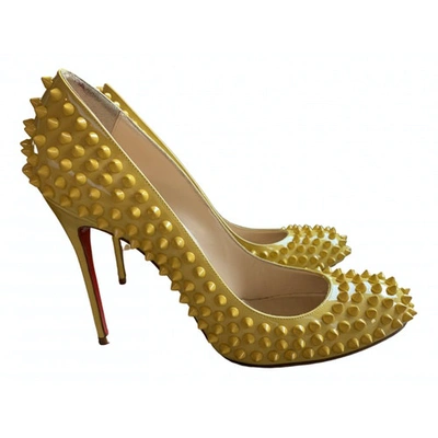 Pre-owned Christian Louboutin Fifi  Patent Leather Heels In Yellow