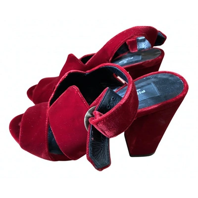 Pre-owned Pinko Velvet Heels In Red