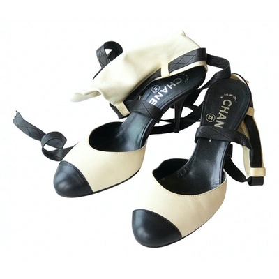 Pre-owned Chanel Leather Heels In Beige