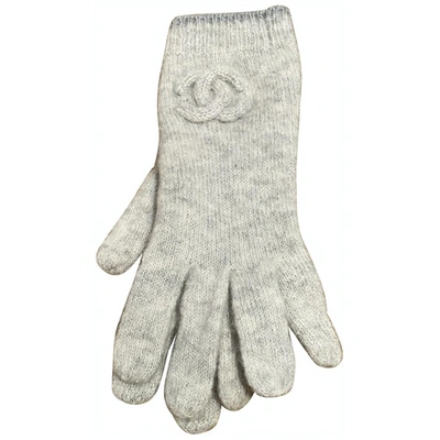 Pre-owned Chanel Grey Cashmere Gloves