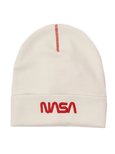 Heron Preston Nasa Logo Embroidered Ribbed Beanie In Bianco