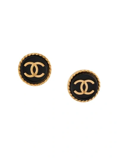 Pre-owned Chanel 1995 Cc Button Earrings In Black