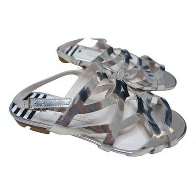 Pre-owned Lulu Guinness Leather Sandal In Silver