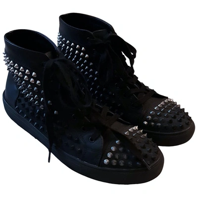 Pre-owned Steve Madden High Trainers In Black