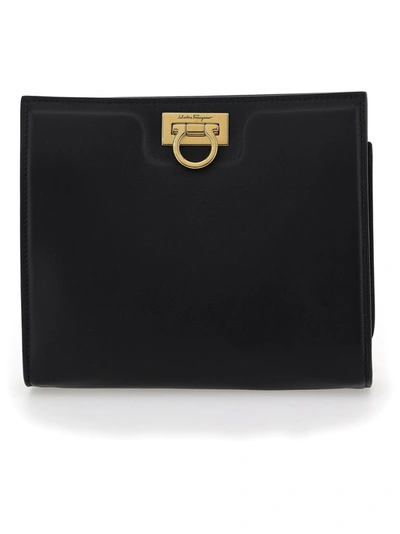 Ferragamo Trifolio Clutch Chain In Nero (black)