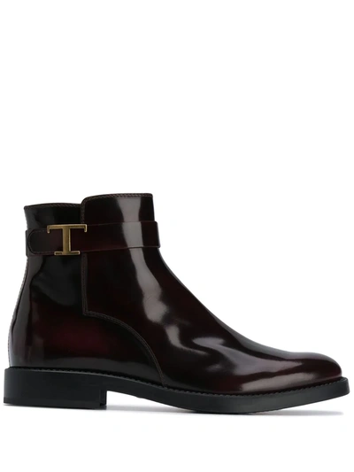 Tod's T Logo Plaque Leather Boots In Red