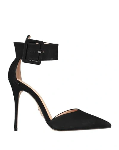 Carrano Pumps In Black