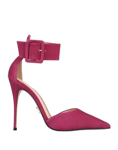 Carrano Pumps In Garnet