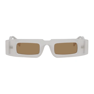 Kuboraum White Maske X5 Sunglasses In Pearlltbrn