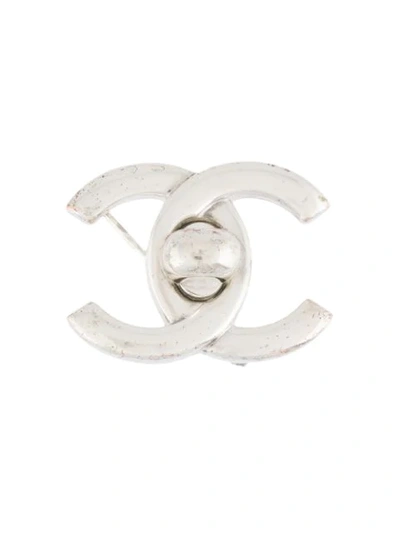 Pre-owned Chanel 1995 Cc Turn-lock Motif Brooch In Silver