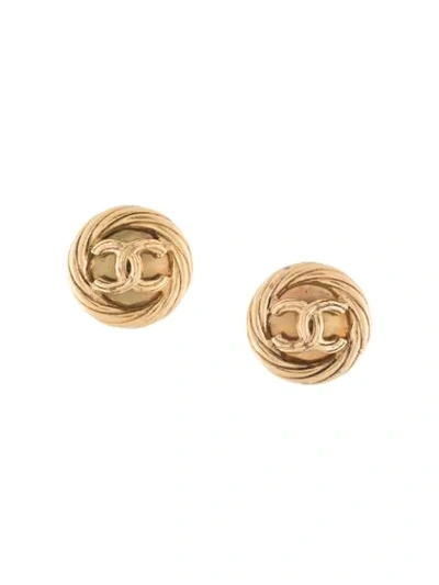 Pre-owned Chanel 1993 Cc Button Clip-on Earrings In Gold